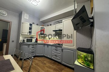 1-к квартира, 39 м², 1/10 эт.