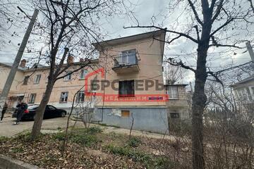 2-к квартира, 45 м², 1/2 эт.