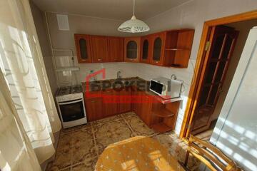2-к квартира, 52 м², 1/5 эт.