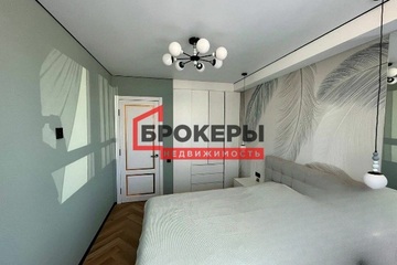 2-к квартира, 42 м², 10/10 эт.
