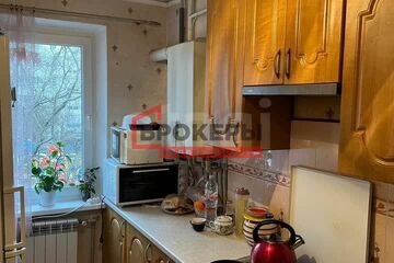 2-к квартира, 50 м², 3/9 эт.