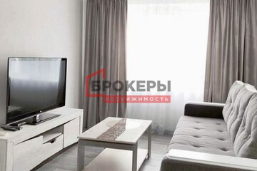 Дом, 200 м², 2 эт.