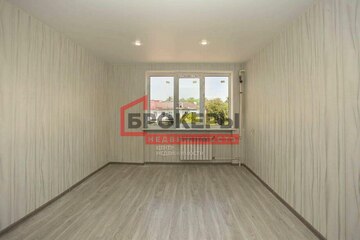 Комната, (всего 6 ком.), 13 м², 5/5 эт.