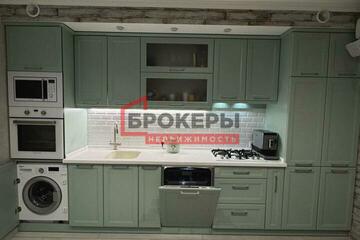 3-к квартира, 79 м², 8/10 эт.