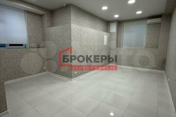 Помещение своб.назн., 33 м²