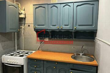 2-к квартира, 42 м², 4/5 эт.