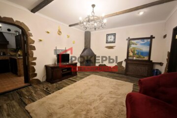 3-к квартира, 85,9 м², 1/2 эт.