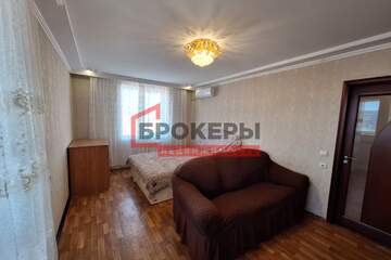 2-к квартира, 58 м², 4/5 эт.