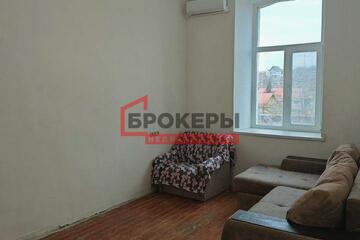 3-к квартира, 48 м², 2/2 эт.