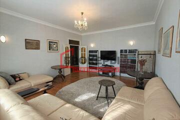 4-к квартира, 170 м², 5/6 эт.