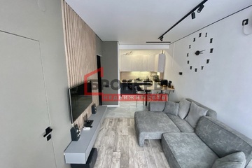 1-к квартира, 40,2 м², 8/10 эт.