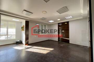 Помещение своб.назн., 38 м², 1/6 эт.