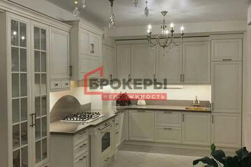 3-к квартира, 71 м², 2/10 эт.