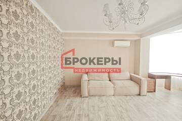 2-к квартира, 69,8 м², 8/10 эт.