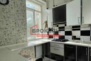 2-к квартира, 55 м², 2/3 эт.