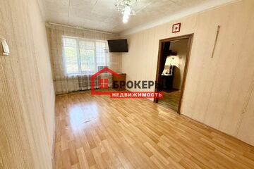 2-к квартира, 41 м², 1/3 эт.