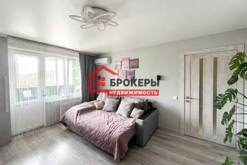 2-к квартира, 60,3 м², 2/10 эт.