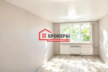 Комната, (всего 10 ком.), 19 м², 3/5 эт.