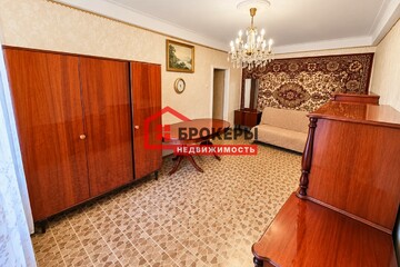 2-к квартира, 42 м², 2/5 эт.