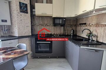 2-к квартира, 70 м², 9/10 эт.