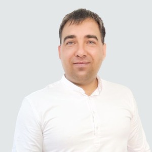 Игорь Макаренко